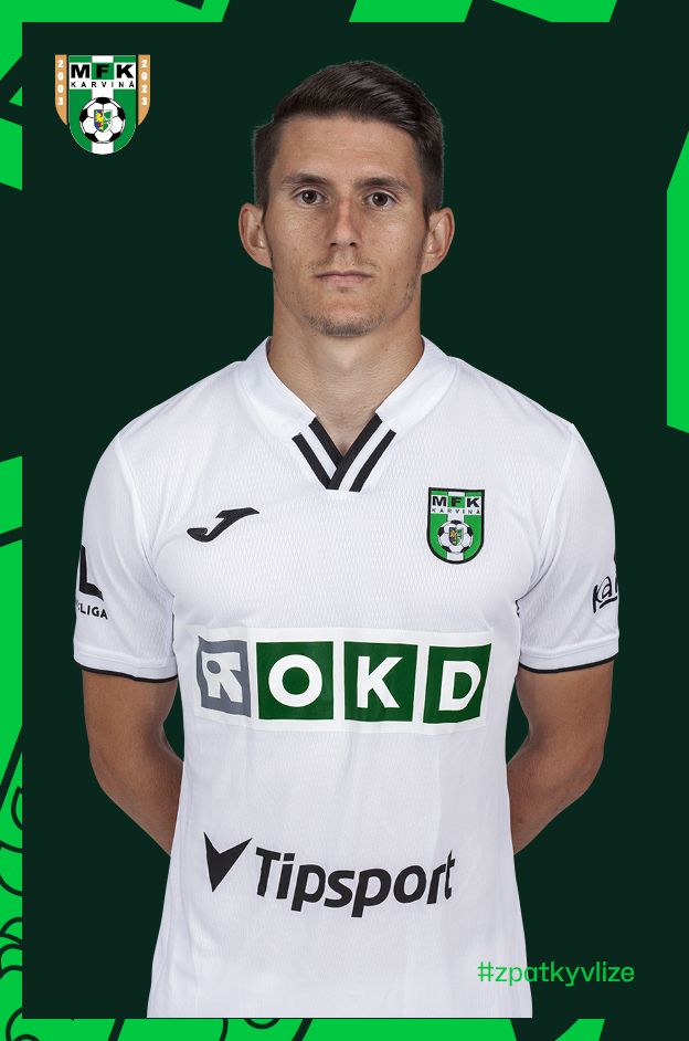 Filip  Antovski #15